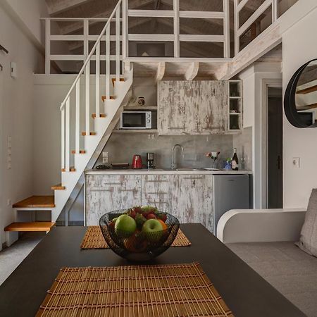 Molos Beachfront Apartments In Diakopto Zewnętrze zdjęcie