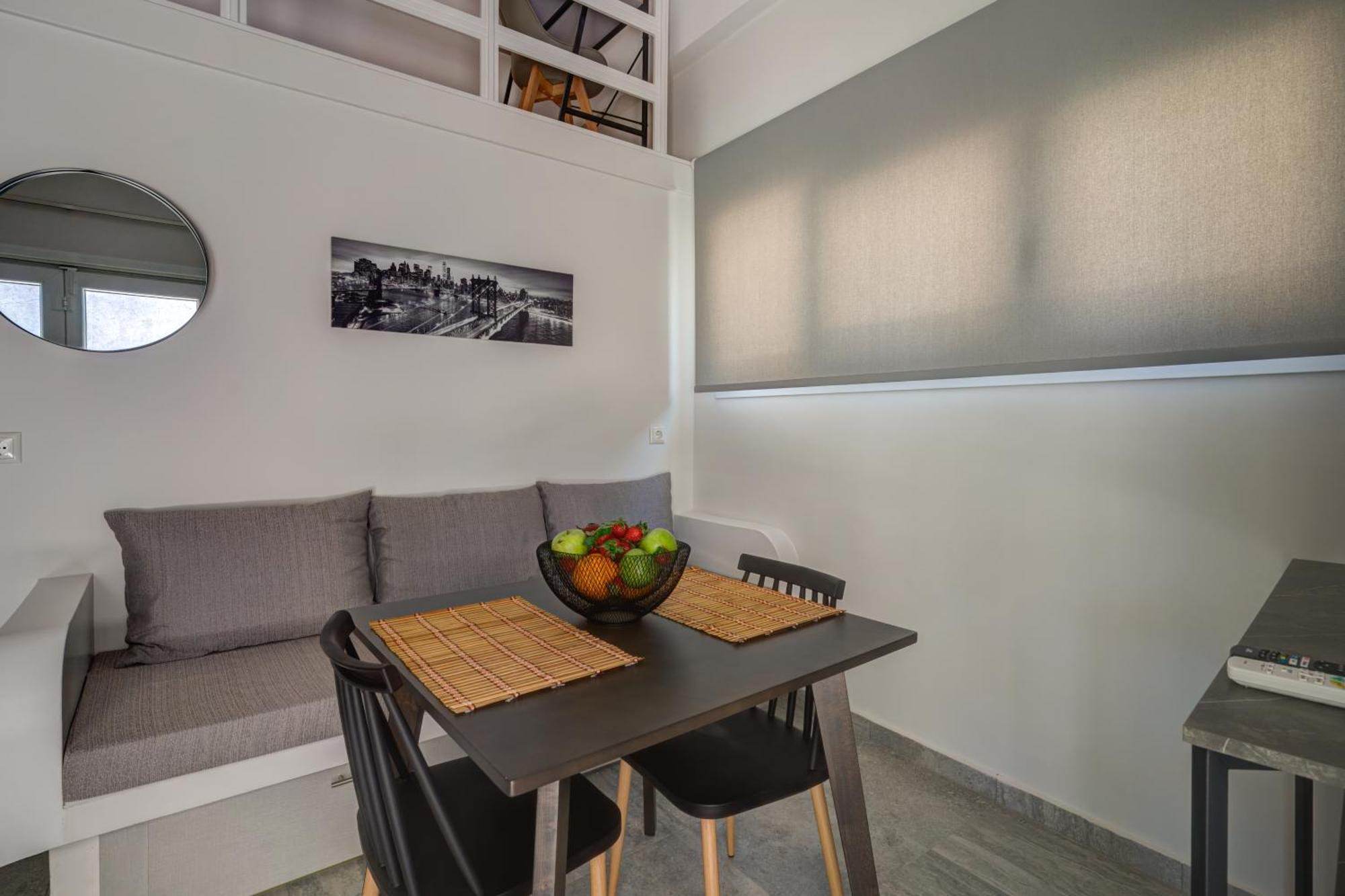 Molos Beachfront Apartments In Diakopto Zewnętrze zdjęcie