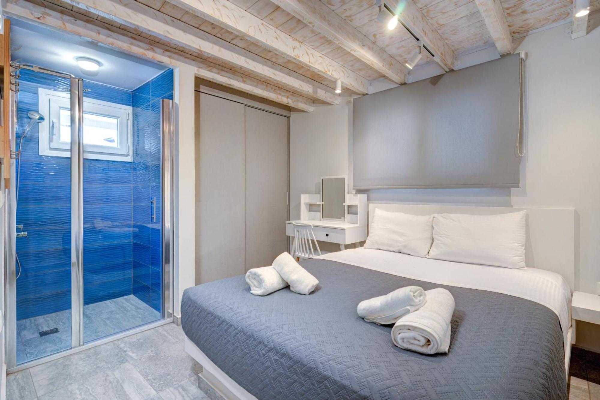 Molos Beachfront Apartments In Diakopto Zewnętrze zdjęcie