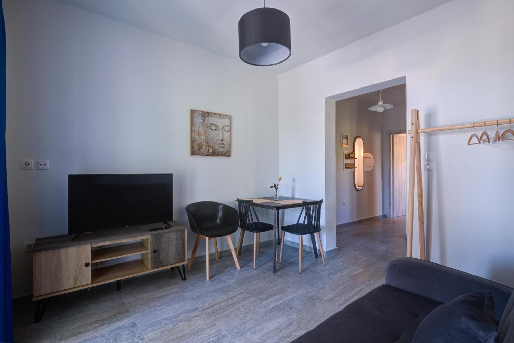 Molos Beachfront Apartments In Diakopto Zewnętrze zdjęcie